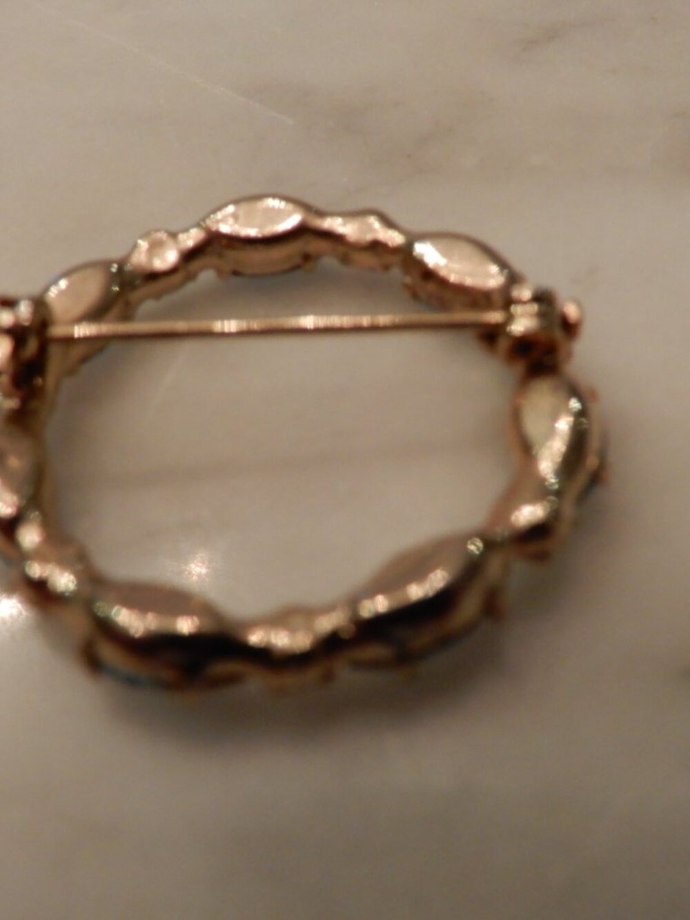 Vintage Rhinestone Circular Brooch - Picture 5 of 6